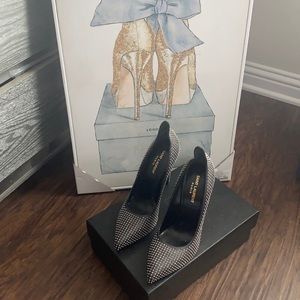 Saint Laurent stunning studded pumps